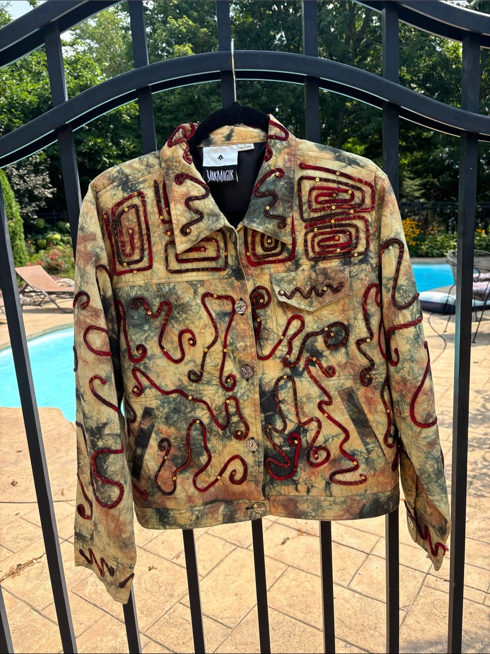 VTG Yak Magik Wearable Art Jacket Boho Batik Tie Dye Embroidered Applique M L